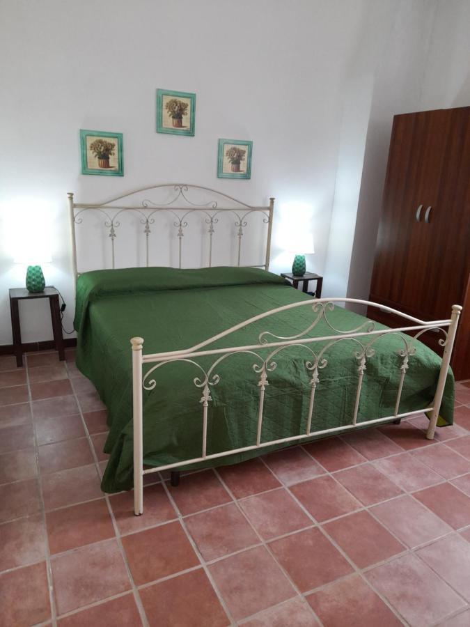 Il Baglio Di Donna Rosa Hotel Кустоначи Екстериор снимка