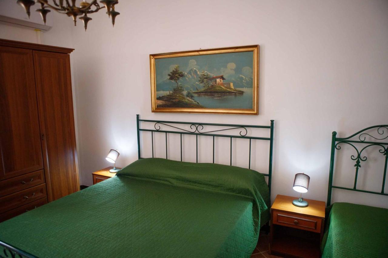 Il Baglio Di Donna Rosa Hotel Кустоначи Екстериор снимка