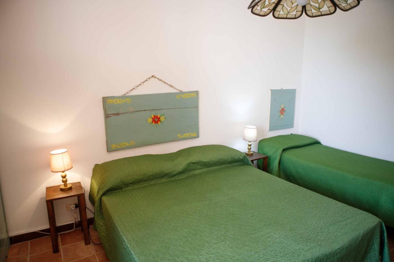 Il Baglio Di Donna Rosa Hotel Кустоначи Екстериор снимка