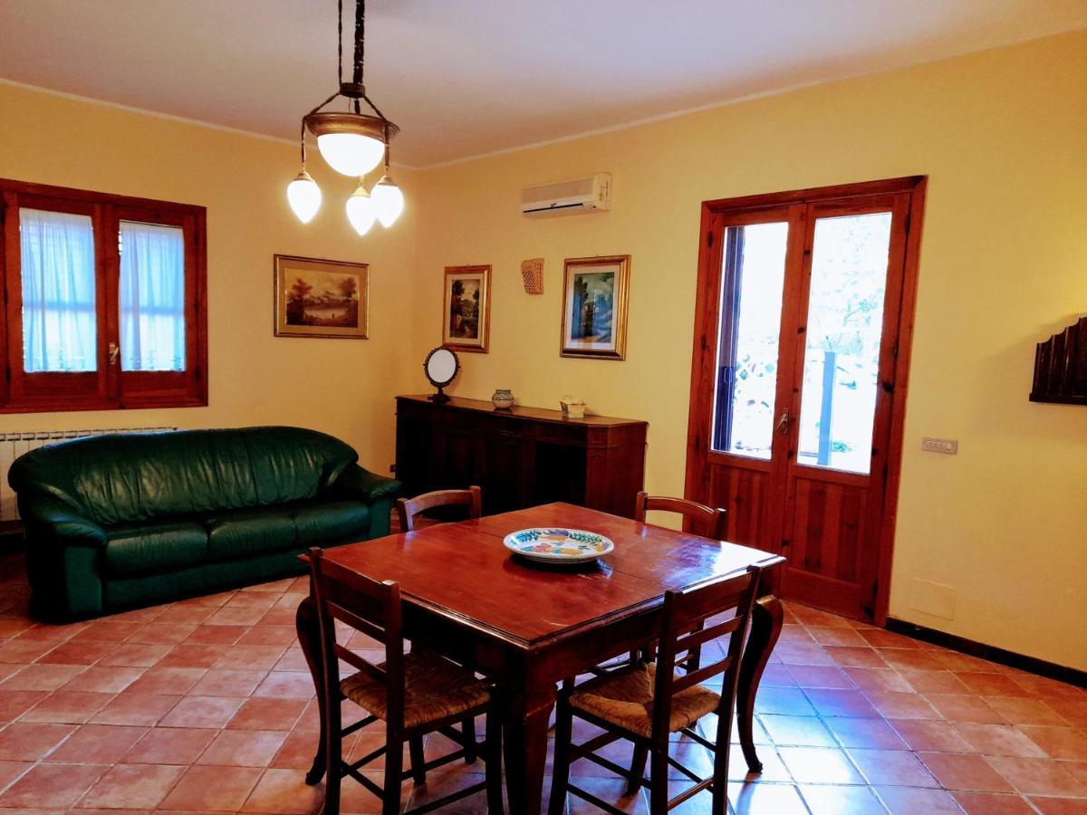 Il Baglio Di Donna Rosa Hotel Кустоначи Екстериор снимка